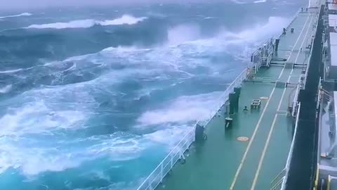 navy ship storm #shorts #shorts #icebreaking #storm #shortsfeed #ocean #trending