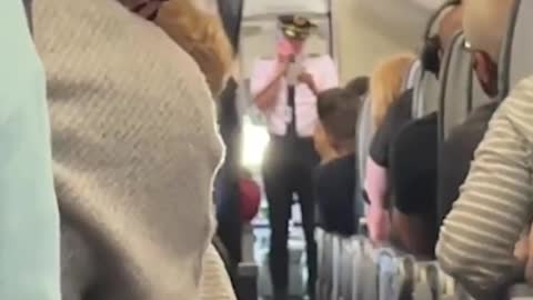 Video:Delta pilot announces during flight the end of mask mandate