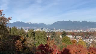 The view of Vancouver and its mountains