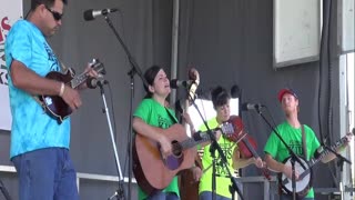 The Sisters Grim Band - Gotta Travel On - 2013 Plymouth Bluegrass Festival