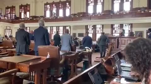 Texas House sends the Sergeant-of-Arms to detain or arrest fleeing Democrat members