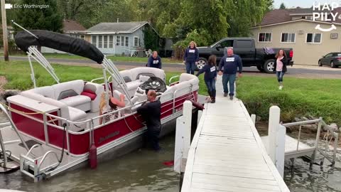 Boat Crashes And Man Thrown Into Water During Proposal Fail