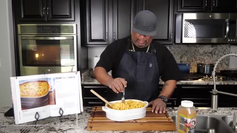 The Best Mac and Cheese You'll Ever Eat _ #SoulFoodSunday
