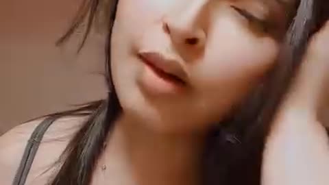 Bhabhi kamshin kali trending viral hot boobs sexy hot video.