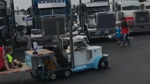 America's smallest truck driver? Is there anyone younger than him? Truckers