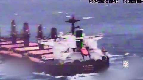 Yemeni Armed Forces release footage of targeting an Israeli-linked ship