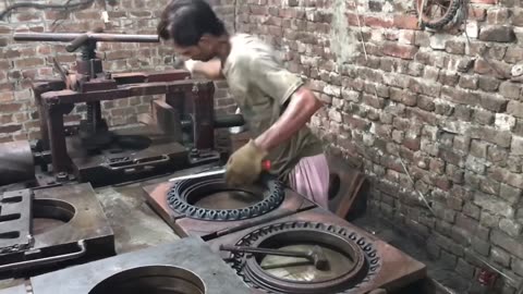 New Technology! Amazing Manufacturing Process of Tires in Local Factory
