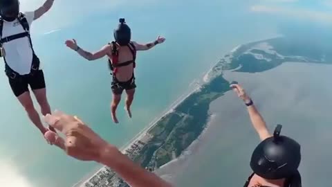 Skydiving off a helicopter