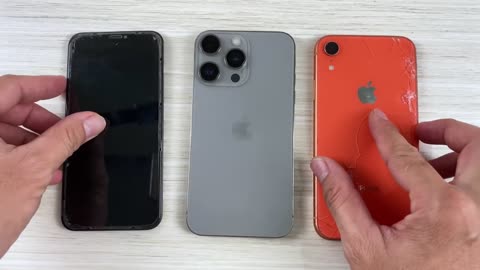 How i Restore and turn Cracked iPhone Xr into a brand new iPhone 15 pro!