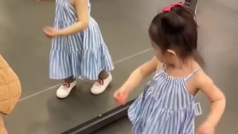 Cute Baby Funny Dance