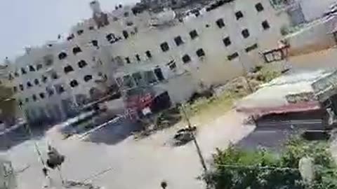 Unconfirmed video of more IDF forces entering Jenin.