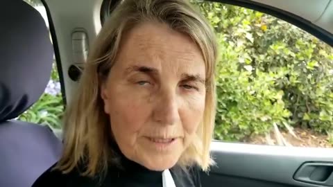 New Zealand - Liz Gunn says Barry Young (Covid Whistleblower) Was Raided (Watch All Three Videos. Other 2 are in the description)