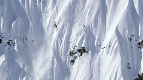 Is this the Craziest Line Ever Skied?