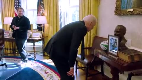 James Corden Pays The White House a Visit - #LateLateLondon