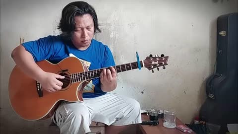 Queen - Bohemian Rhapsody (alipbata fingerstyle cover)