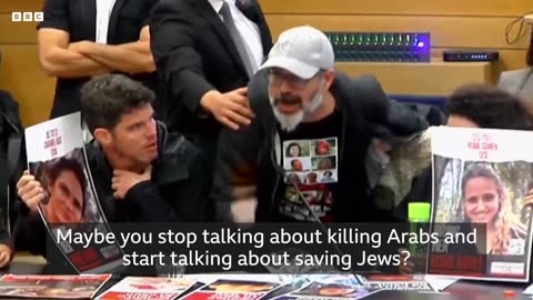 Watch- Meeting between Israeli politicians and Gaza hostage families descends into shouting