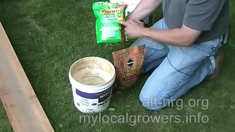 #225 - 20100517 - Freedom Garden 5_16 pt2 Fertilizer