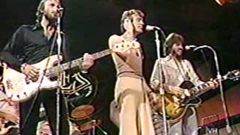 Bee Gees - Nights On Broadway = Midnight Special 1975