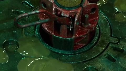 Massive Oil Blowout - Deepwater Horizon (2016) Movie Clip