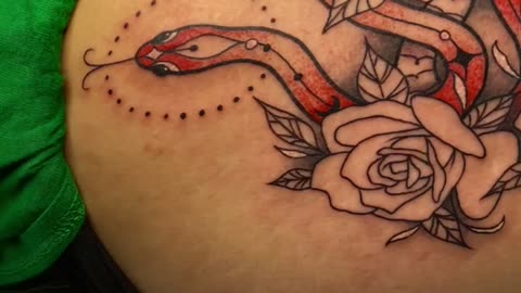 🌹🐍Roses & Snake Tattoo🐍🌹