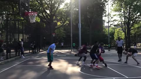 Powerlifter Plays in Full Court 21 Brooklyn Basketball Qualifier