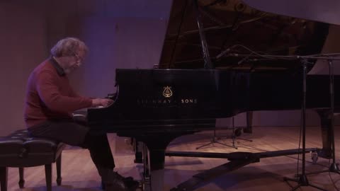Daryl Verville Beethoven "Pathetic' sonata, live performance