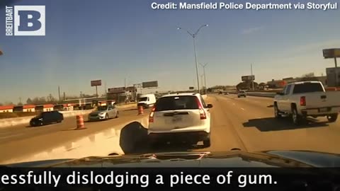 Texas Police Officer Saves Choking Driver on the Interstate