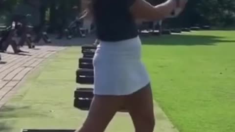 Smooth transition from the golf babe