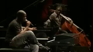 Robert Glasper Trio - LIVE at The Village Vanguard - Double Black