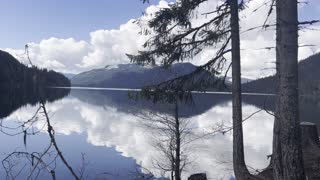 Serenity – Kachess Lake – Okanogan-Wenatchee – Washington – 4K