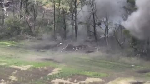UkraineWar | Artillery Fire Hit A Russia Tank, Rashits Kaput Run. Near Soledar, Donetsk