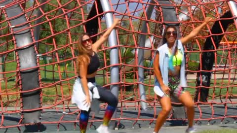 TWIN SISTERS ZUMBA DANCE 🔥 LIT VIDEO