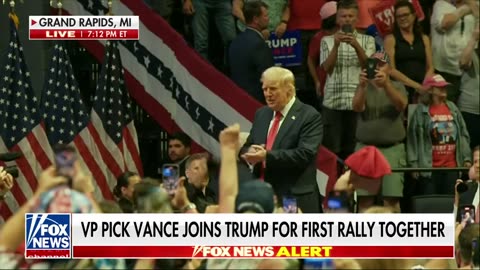 Trump rallies before 'packed' Michigan audience: Alexis McAdams| NATION NOW ✅