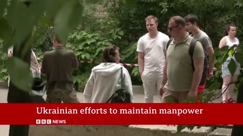 Ukraine conscription deadline set to run out | BBC News