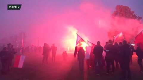 LIVE: Warsaw / Poland - Nationalists march on Polish Independence Day - 11.11.2021