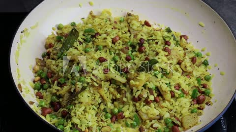 5 Must-Try Maharashtrian Dishes For Dinner