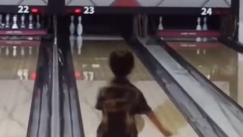 He's the Future of 。Bowling