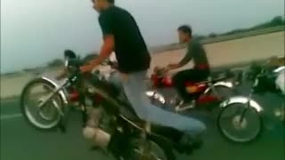 Death game of one wheeling in Pakistani boy shani