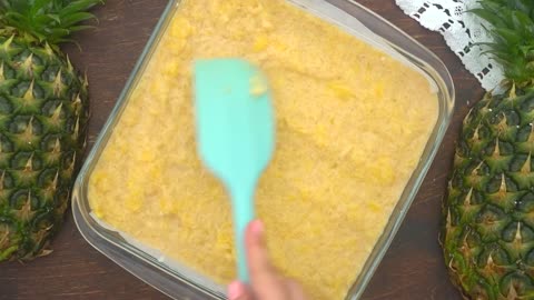 Pineapple Crumb Bars Recipe - Sweet and Savory Meals