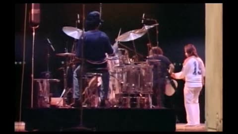 Neil Young & Crazy Horse [12] Cortez The Killer