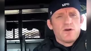 Cop Sends Powerful Message To Other Cops