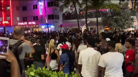 SWAT Moves in to Disperse Massive Crowds Breaking Curfew in Miami Beach