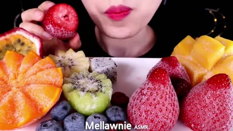 ASMR FROZEN FRUITS, BERRIES, MANGO, KIWI, GRAPE, DRAGON FRUITS etc. 얼린과일 EATING SOUNDS MUKBANG 먹방