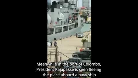 Sri Lanka: Video of a revolt in progress Protesters storm the presidential palace