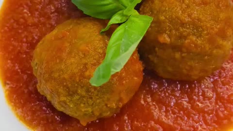 Vegan tomato meatballs