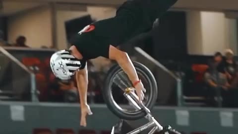 Mind Boggling #Bike #Stunt