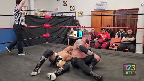 "Clutch" Jessie V vs Jeremy Prophet - 123 Pro Wrestling Sunday Funday!