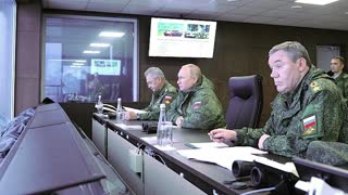 Russia: Putin attends Vostok 2022 military drills