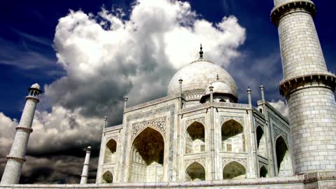 Taj mahal history