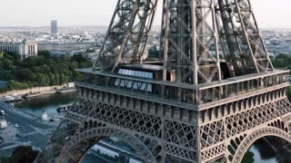 Eiffel Tower 4k